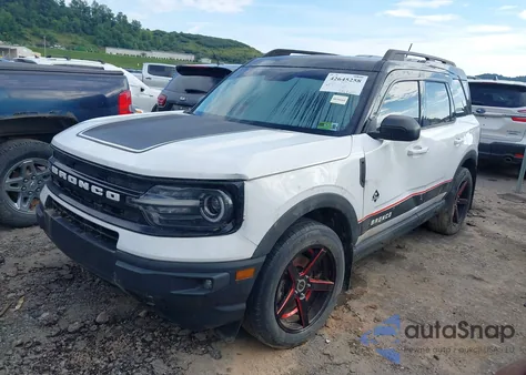 2021 Ford Bronco Sport Outer Banks z USA, uszkodzony, nr VIN 3FMCR9C68MRA95853